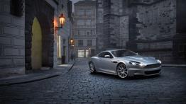 Aston Martin DBS 2008 - widok z przodu