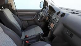 Volkswagen Caddy 4Motion Kastenwagen - widok ogólny wnętrza z przodu