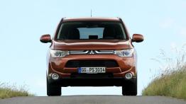 Mitsubishi Outlander III - widok z przodu