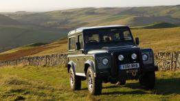 Land Rover Defender 2012 - widok z przodu