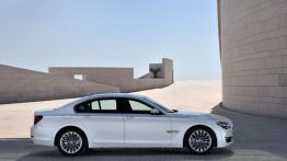 BMW serii 7 F01 Facelifting - prawy bok