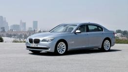 BMW Seria 7 ActiveHybrid - lewy bok