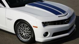 Chevrolet Camaro Cabrio Hennessey - przód - reflektory wyłączone