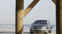 Mercedes klasy R 2011 - widok z przodu