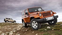 Jeep Wrangler 2011 - wersja 5-drzwiowa - prawy bok