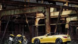Mercedes SLK 55 AMG Streetfighter - widok z tyłu