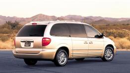Chrysler Voyager 2001 - widok z tyłu