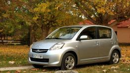 Subaru Justy - lewy bok