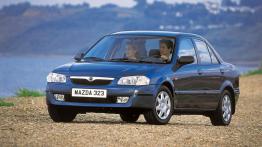 Mazda 323 - lewy bok