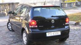 Volkswagen Polo 1.4 (75 KM) Trendline - galeria redakcyjna - widok z tyłu