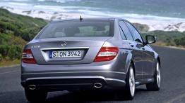 Mercedes Klasa C 2007 - widok z tyłu