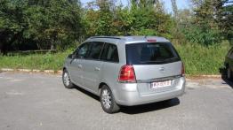 Opel Zafira 1.9 CDTI 150KM - galeria redakcyjna - widok z tyłu
