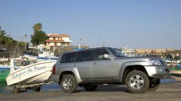 Nissan Patrol 2005 - prawy bok
