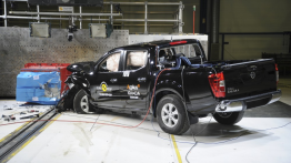 Nissan NP300 Navara, 2.3 diesel, mid grade, LHD