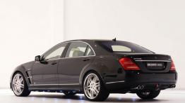 Mercedes klasa S - Brabus 800 iBusiness 2.0 - tył - reflektory wyłączone
