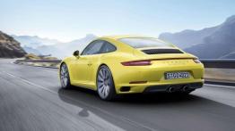 Porsche 911 Carrera 4 - na cztery koła