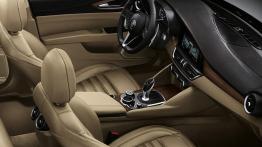 Giulia dostępna z nowymi wersjami silnikowymi