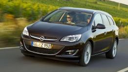 Opel Astra z nowym i oszczędnym silnikiem Diesla