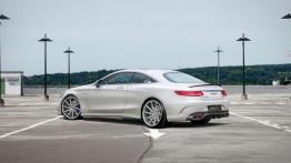 Mercedes-Benz S63 AMG Coupe od Voltage Design
