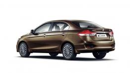 Suzuki Ciaz - ciekawy debiut w Indiach