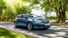 Odświeżona Toyota Auris wjeżdża do polskich salonów