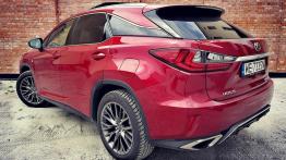 Lexus RX 200t kontra RX 450h – benzyna lepsza od hybrydy?