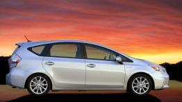 Toyota Prius Plus - Hybrydowa siódemka