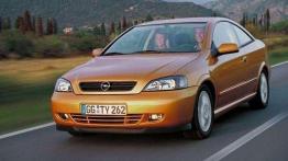 Opel Astra - praktyczny kompakt w korzystnej cenie