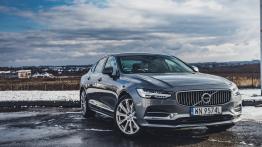 Volvo S90 2.0 T8 Twin Engine 391 KM - galeria redakcyjna - widok z przodu