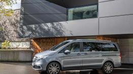 Mercedes Klasa V (2019) - lewy bok