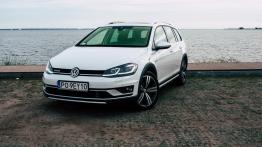 Volkswagen Golf Alltrack 2.0 TDI 184 KM - galeria redakcyjna (2) - widok z przodu