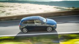 Marcedes Klasa B (2018) - prawy bok