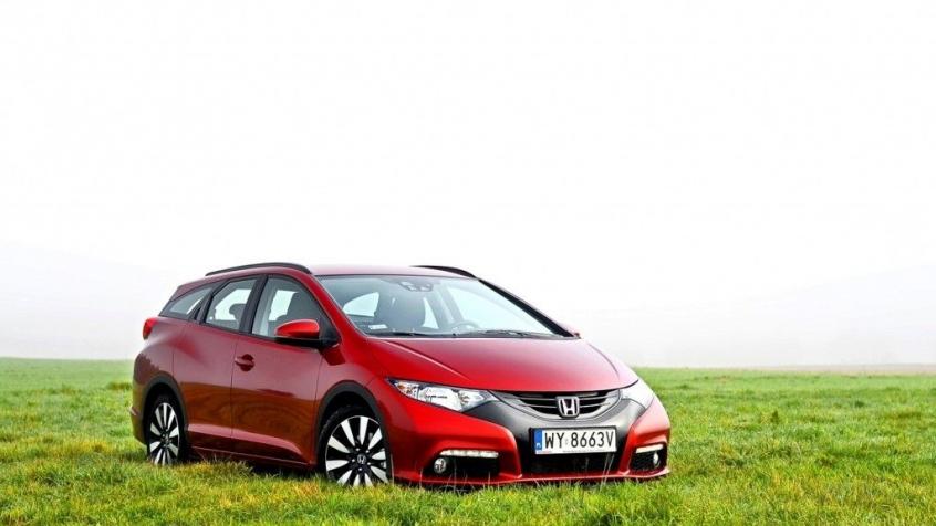 Honda Civic IX Tourer 1.8 i-VTEC 142KM 104kW 2013-2015