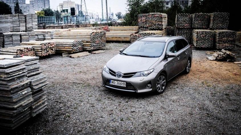 Toyota Auris II Touring Sports