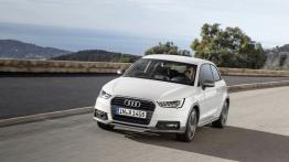 Audi A1 TFSI Facelifting Active (2015) - widok z przodu