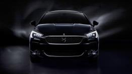 DS 5 Facelifting (2015) - przód - reflektory włączone