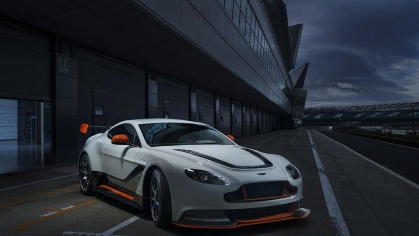 Aston Martin V12 Vantage