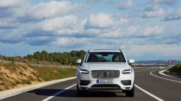 Volvo XC90 II T8 Twin Engine (2015) - widok z przodu