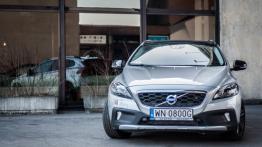 Volvo V40 II Cross Country 2.0 D4 - galeria redakcyjna - widok z przodu