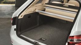 Skoda Superb III Combi (2015) - bagażnik, akcesoria