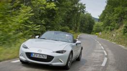 Mazda MX-5 IV White (2015) - widok z przodu