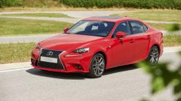 Lexus IS III Sedan 300h 223KM 164kW 2013-2016