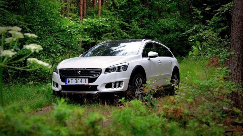 Peugeot 508 I RXH Facelifting 2.0 BlueHDi 180KM 132kW 2015-2017