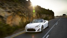 Toyota FT-86 Open Concept - widok z przodu