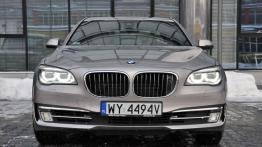 BMW Seria 7 F01 Sedan Facelifting 740d 313KM - galeria redakcyjna - widok z przodu