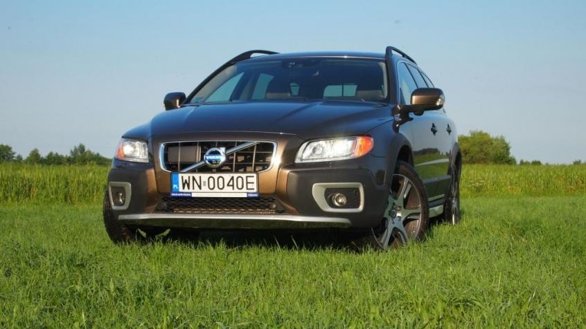Volvo XC70 II Kombi 2.4 D4 163KM 120kW 2012-2013