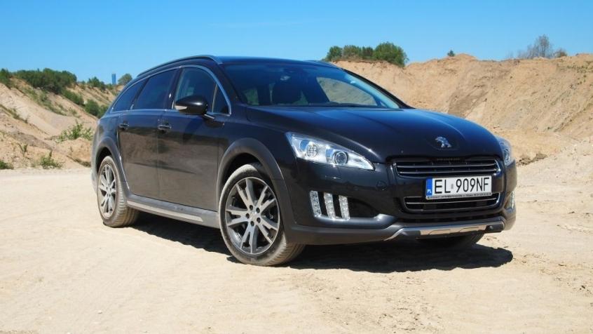 Peugeot 508 I RXH 2.0 HYbrid4 200KM 147kW 2012-2014