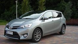 Toyota Verso Facelifting 2.0 D-4D 124KM - galeria redakcyjna (3) - widok z przodu