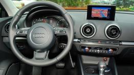 Audi A3 8V Hatchback 3d 1.8 TFSI 180KM - galeria redakcyjna - kokpit