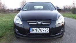 Kia ceed 1.6 CRDi 115KM - galeria redakcyjna - widok z przodu
